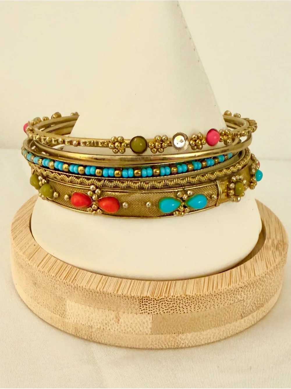 Boho Gold Tone Bangle Bracelet Set 5 Turquoise Coral Beaded Stackable Vintage
